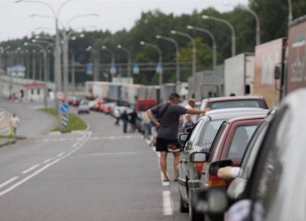 В Беларуси опять появились челноки? Какие автотовары везут из Польши, и сколько на этом можно заработать В Беларуси опять появились челноки? Какие автотовары везут из Польши, и сколько на этом можно заработать