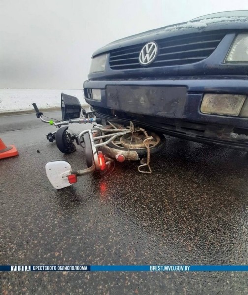 В Ляховичах под колесами автомобиля оказался велосипедист