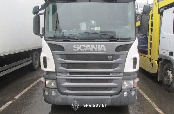 На американском аукционе BMW продали с «сюрпризом». Запрещенное вещество обнаружили белорусские пограничники На американском аукционе BMW продали с «сюрпризом». Запрещенное вещество обнаружили белорусские пограничники