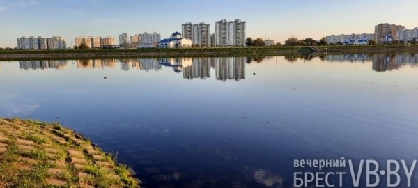 Рыбацкий вечер на Гребном канале в Бресте