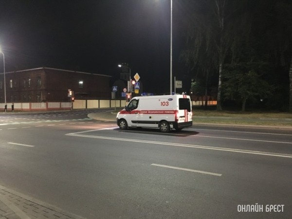 В Бресте молодой водитель сбил девятилетнего ребенка. Он умер