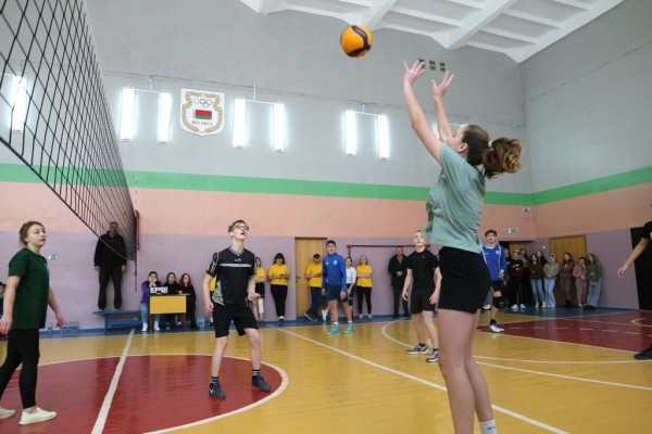 Состоялся 7-й волейбольный турнир среди молодежных православных братств Брестской епархии Состоялся 7-й волейбольный турнир среди молодежных православных братств Брестской епархии