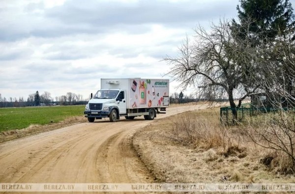 Жители Заречья ждут, когда заработает деревенский магазин (Брестская область)