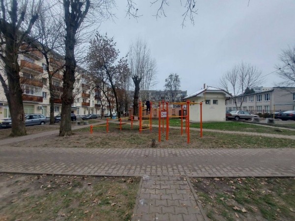 Новая воркаут-площадка появилась в жилом дворе на проспекте Машерова в Бресте Новая воркаут-площадка появилась в жилом дворе на проспекте Машерова в Бресте