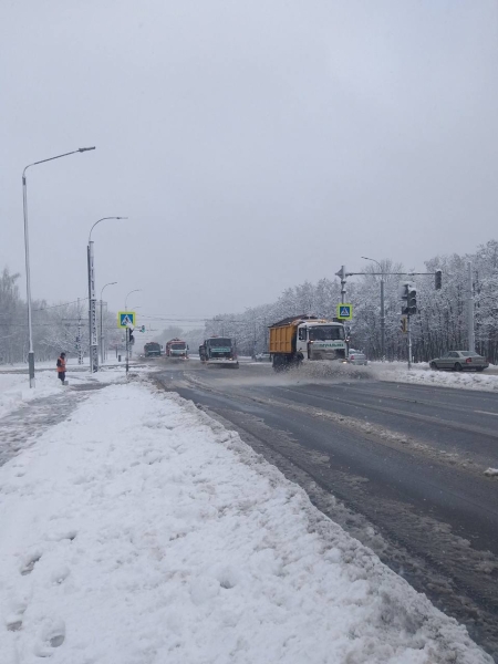 Власти Бреста: работы по уборке снега будут продолжены ночью Власти Бреста: работы по уборке снега будут продолжены ночью