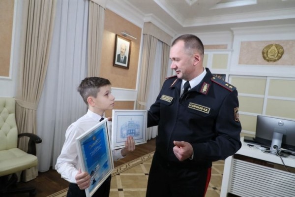 Шестиклассник из Пружанского района спас бабушку и стал победителем акции МВД «Письмо министру»