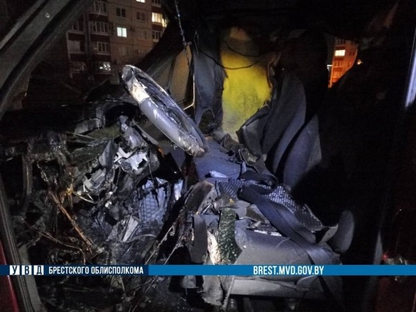 В Бресте горел автомобиль. Подробности сегодняшнего происшествия