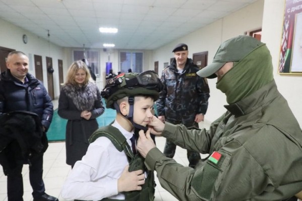 Шестиклассник из Пружанского района спас бабушку и стал победителем акции МВД «Письмо министру»