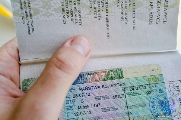 Охота за визой: шенген белорусам приходится ждать по полгода Охота за визой: шенген белорусам приходится ждать по полгода