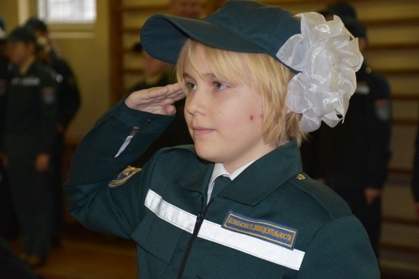 В средней школе № 16 г. Бреста состоялась церемония принесения клятвы учащимися класса профессиональной направленности МЧС В средней школе № 16 г. Бреста состоялась церемония принесения клятвы учащимися класса профессиональной направленности МЧС