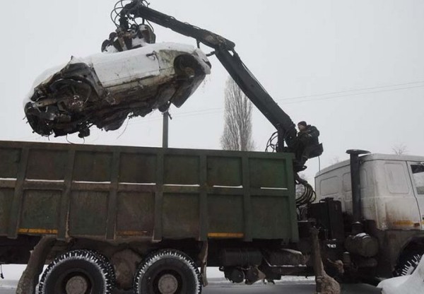 За штрафстоянку для автохлама с белоруса потребовали 4057 рублей За штрафстоянку для автохлама с белоруса потребовали 4057 рублей