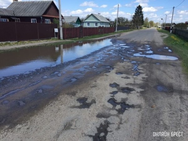 Более 160 млн руб направят на содержание и ремонт дорог в Брестской области
