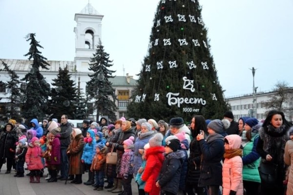 Начало колядной недели отпразднуют 7 января на центральной площади Бреста Начало колядной недели отпразднуют 7 января на центральной площади Бреста