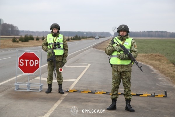 Журналисты иностранных СМИ побывали на границе с Украиной Журналисты иностранных СМИ побывали на границе с Украиной