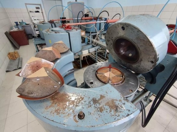 400 долларов за карат: как выращивают белорусские бриллианты 400 долларов за карат: как выращивают белорусские бриллианты