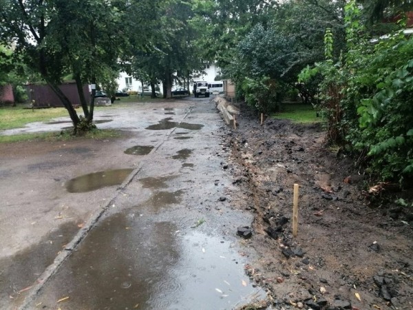 В Брестской области увеличили финансирование на ремонт дворовых территорий В Брестской области увеличили финансирование на ремонт дворовых территорий