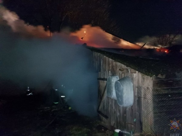 Пинском районе курсант Военной академии спас мужчину на пожаре Пинском районе курсант Военной академии спас мужчину на пожаре