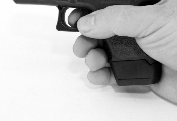 Белоруска нашла в подвале пистолет с двадцатью патронами. Как такое возможно? Белоруска нашла в подвале пистолет с двадцатью патронами. Как такое возможно?