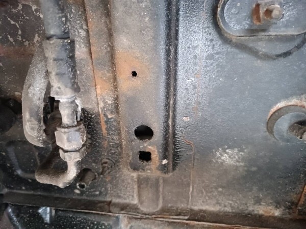 «Все гофры с проводкой посечены песком!». Белорусу так отпескоструили Cadillac, что у машины отказала электроника и кузов начал ржаветь «Все гофры с проводкой посечены песком!». Белорусу так отпескоструили Cadillac, что у машины отказала электроника и кузов начал ржаветь