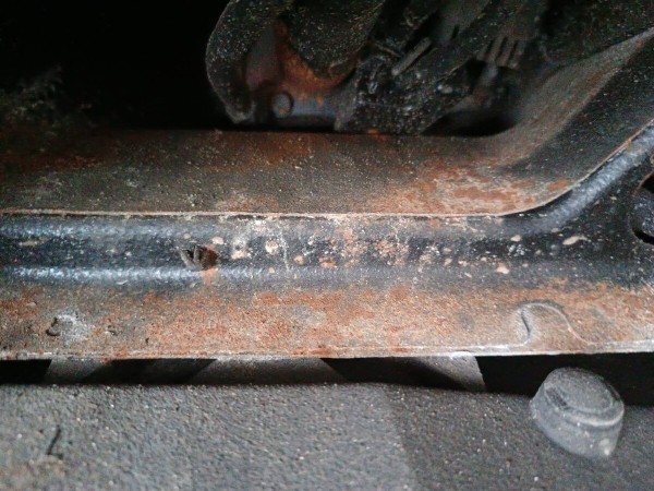 «Все гофры с проводкой посечены песком!». Белорусу так отпескоструили Cadillac, что у машины отказала электроника и кузов начал ржаветь «Все гофры с проводкой посечены песком!». Белорусу так отпескоструили Cadillac, что у машины отказала электроника и кузов начал ржаветь