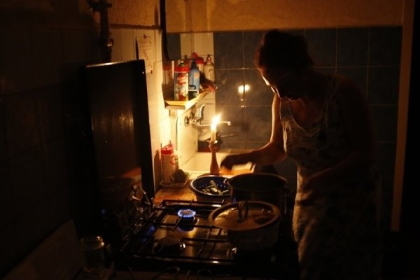 Кто в Бресте и районе временно останется без света 27-31 марта. Смотрите адреса и время