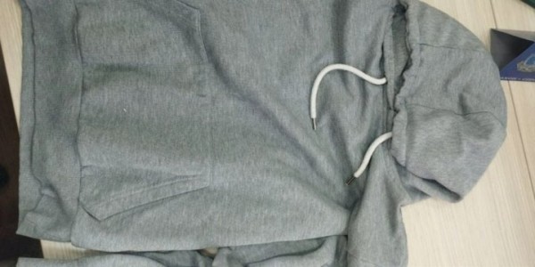 Белорусы перепродавали одежду из секонда. Теперь к ним могут быть вопросы