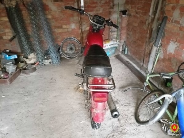 В Пинском районе задержали двух юных угонщиков