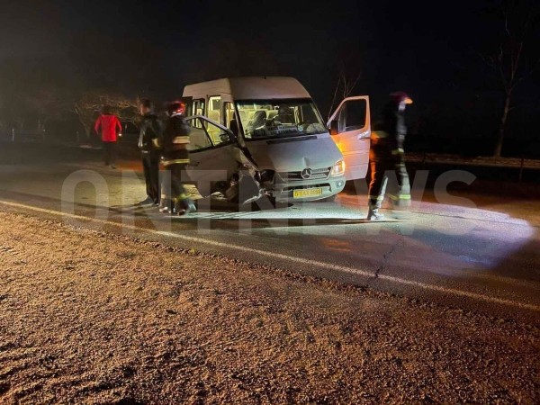 Маршрутка попала в ДТП – легковушка выехала на встречку. Есть видео, как это произошло Маршрутка попала в ДТП – легковушка выехала на встречку. Есть видео, как это произошло