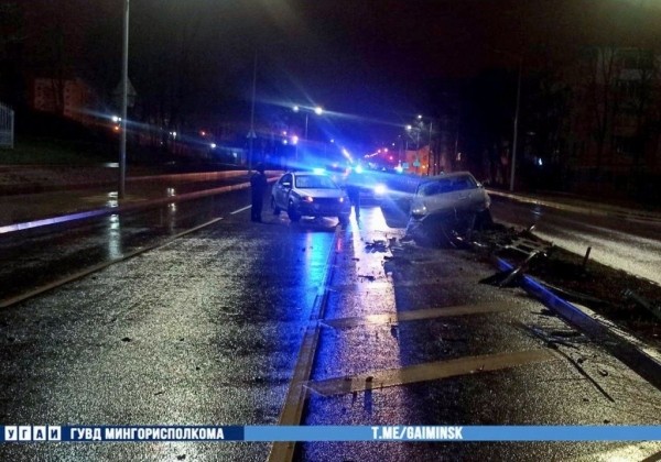 В Беларуси «бесправник» разбил Ford Mustang В Беларуси «бесправник» разбил Ford Mustang