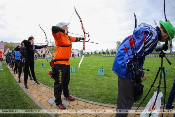 Сильнейшие лучники страны открыли сезон в Бресте Сильнейшие лучники страны открыли сезон в Бресте