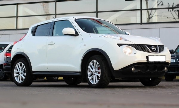 «Останемся без денег и машины». Cемья купила автомобиль, а сейчас его забирают через суд