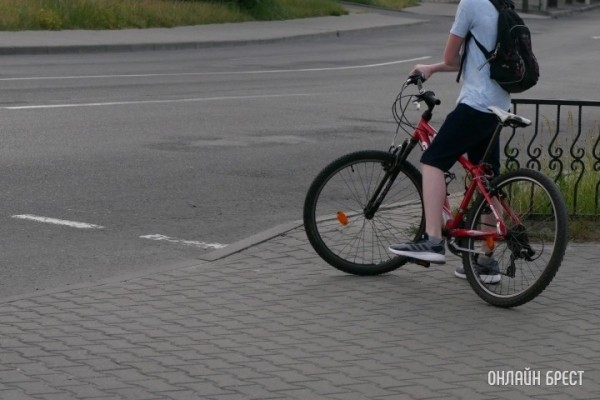 «Должны быть не только права, но и обязанности». Почему водители не любят велосипедистов? «Должны быть не только права, но и обязанности». Почему водители не любят велосипедистов?