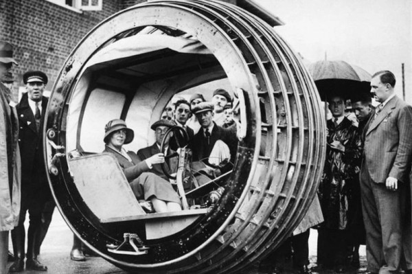 И переобувать не надо! Удивительная история моноколеса Dynasphere из 1930-х И переобувать не надо! Удивительная история моноколеса Dynasphere из 1930-х