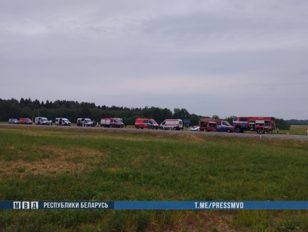 Под Витебском опрокинулся туристический автобус Под Витебском опрокинулся туристический автобус