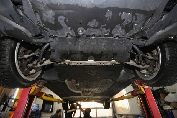 «За рулевую рейку — 850 евро, ступичный подшипник — $250». Белорус о владении BMW 530e (G30) и его обслуживании