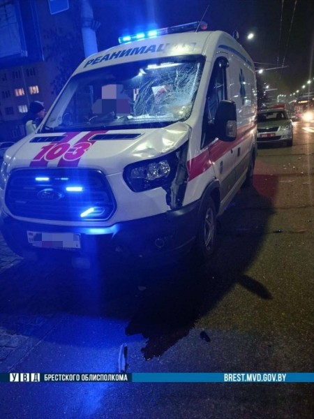 В Бресте за смертельное ДТП осудили водителя скорой помощи В Бресте за смертельное ДТП осудили водителя скорой помощи