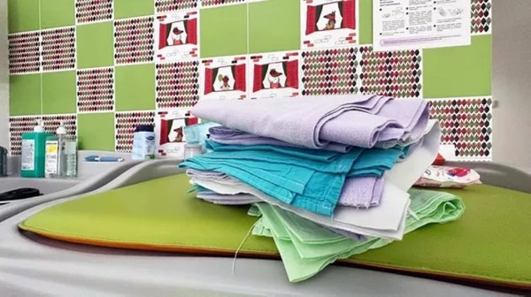 Один случай на 200 миллионов беременностей: гомельчанка родила трех близняшек