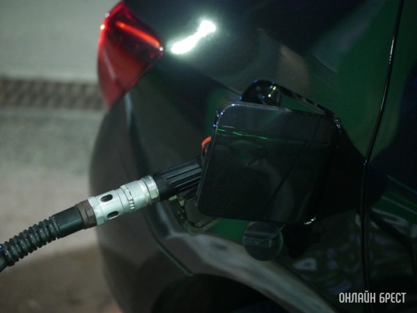 В Бресте продают еще одну крупную АЗС за $3,6 млн В Бресте продают еще одну крупную АЗС за $3,6 млн