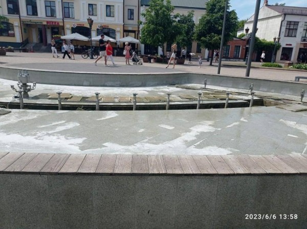 Фонтан на Советской в Бресте без воды. Причина