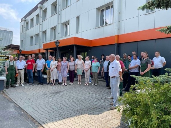 Всебелорусскую минуту молчания поддержали предприятия и организации Ленинского район г. Бреста Всебелорусскую минуту молчания поддержали предприятия и организации Ленинского район г. Бреста