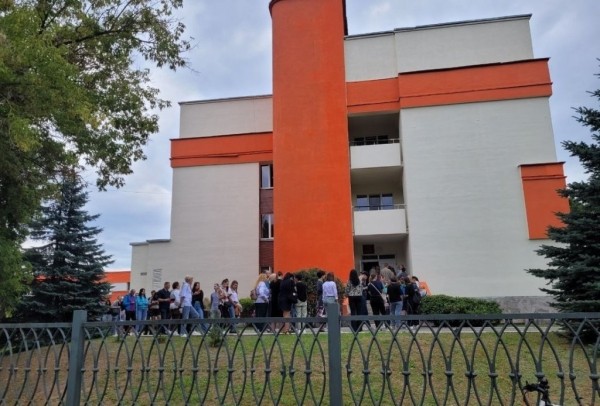 В Солигорске выстроилась огромная очередь на сдачу крови — спасают парня с лейкемией В Солигорске выстроилась огромная очередь на сдачу крови — спасают парня с лейкемией