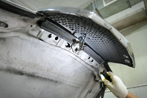 По прозвищу Baby-Benz. Показываем идеально сохранившийся Mercedes W201 По прозвищу Baby-Benz. Показываем идеально сохранившийся Mercedes W201