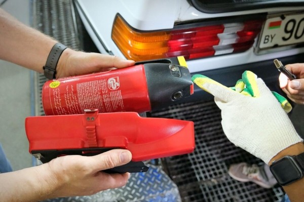 По прозвищу Baby-Benz. Показываем идеально сохранившийся Mercedes W201 По прозвищу Baby-Benz. Показываем идеально сохранившийся Mercedes W201