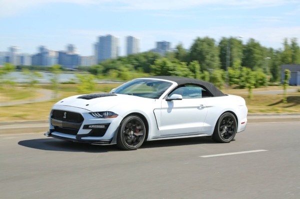 «Геометрия не пострадала, безопасность — целая». Белорус привёз из Америки 466-сильный Ford Mustang GT «Геометрия не пострадала, безопасность — целая». Белорус привёз из Америки 466-сильный Ford Mustang GT