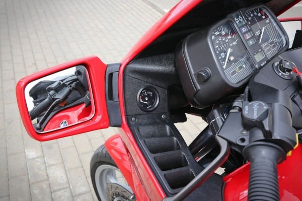 Белорус купил в США 27-летний мотоцикл BMW K1100 RS