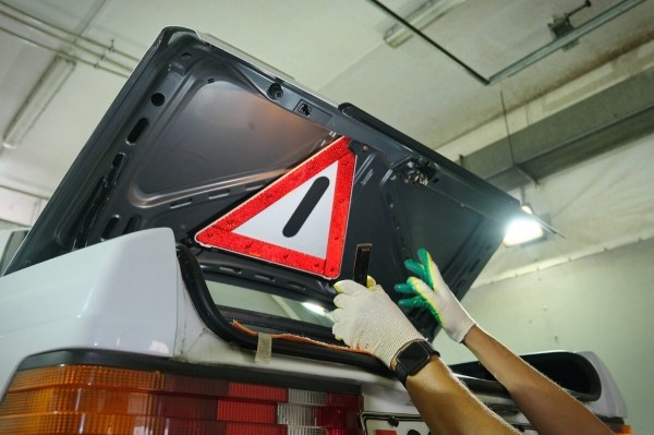 По прозвищу Baby-Benz. Показываем идеально сохранившийся Mercedes W201 По прозвищу Baby-Benz. Показываем идеально сохранившийся Mercedes W201