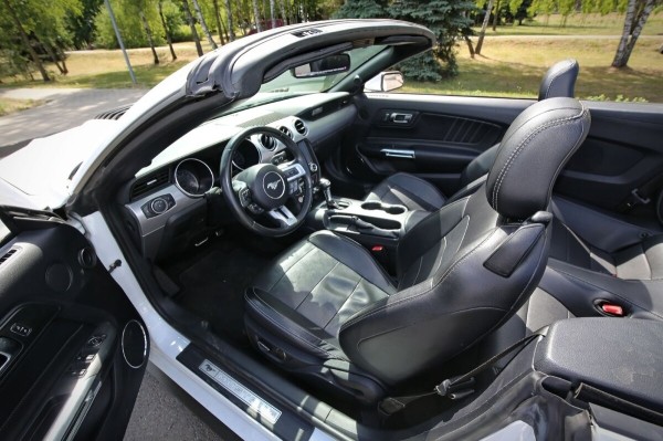 «Геометрия не пострадала, безопасность — целая». Белорус привёз из Америки 466-сильный Ford Mustang GT «Геометрия не пострадала, безопасность — целая». Белорус привёз из Америки 466-сильный Ford Mustang GT