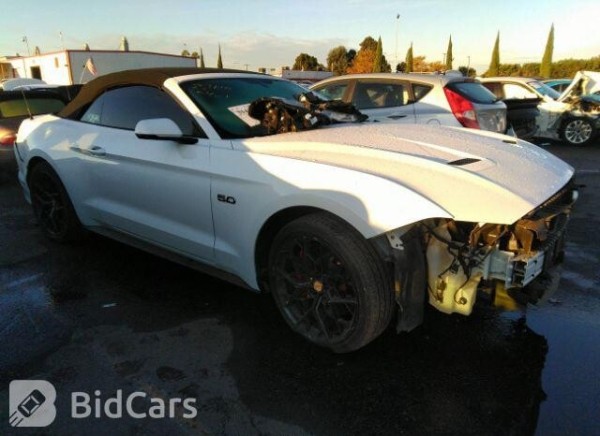 «Геометрия не пострадала, безопасность — целая». Белорус привёз из Америки 466-сильный Ford Mustang GT «Геометрия не пострадала, безопасность — целая». Белорус привёз из Америки 466-сильный Ford Mustang GT