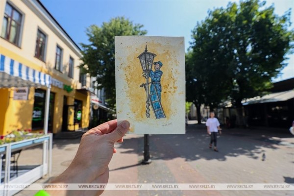 Уволилась с нелюбимой работы и рисует. Брестчанка в скетчах признается в любви родному городу Уволилась с нелюбимой работы и рисует. Брестчанка в скетчах признается в любви родному городу