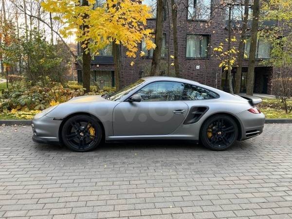 Сколько стоит Porsche 911 на белорусской «вторичке»?